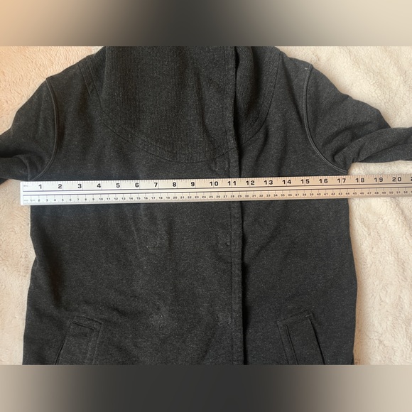 Lululemon Gratitude Wrap Black Jacket Women Size Small - Picture 11 of 11